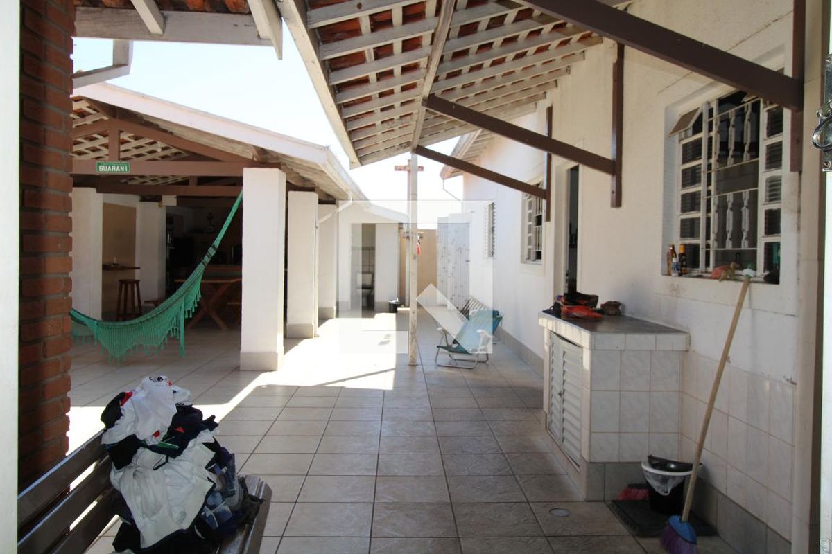 Casa à Venda - Taquaral, 2 Quartos,  300 m2 em , Campinas - sp | SoloBR