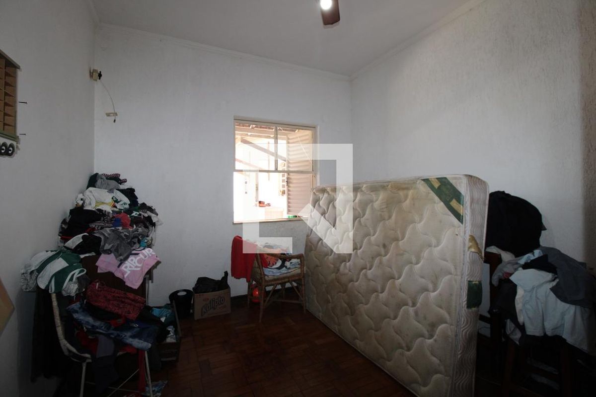 Casa à Venda - Taquaral, 2 Quartos,  300 m2 em , Campinas - sp | SoloBR