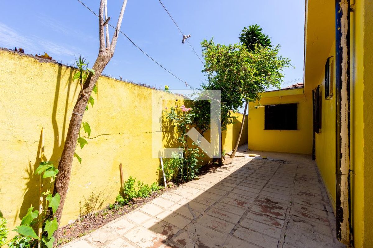 Casa, 3 quartos, 330 m² - Foto 77