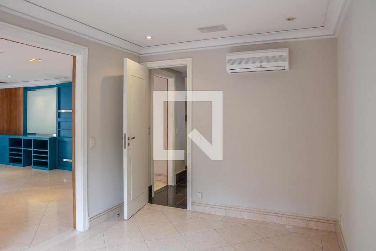 Apartamento, 7 quartos, 390 m² - Foto 33