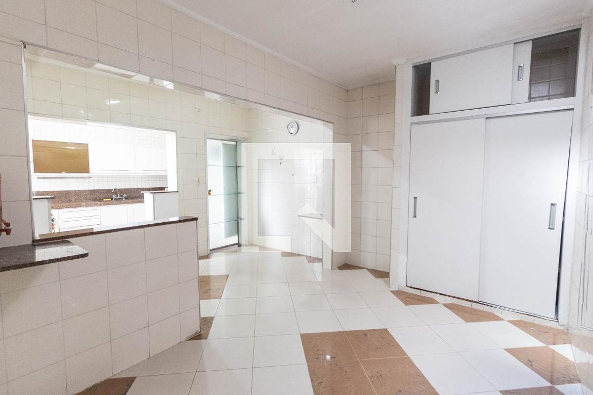 Casa, 3 quartos, 185 m² - Foto 35