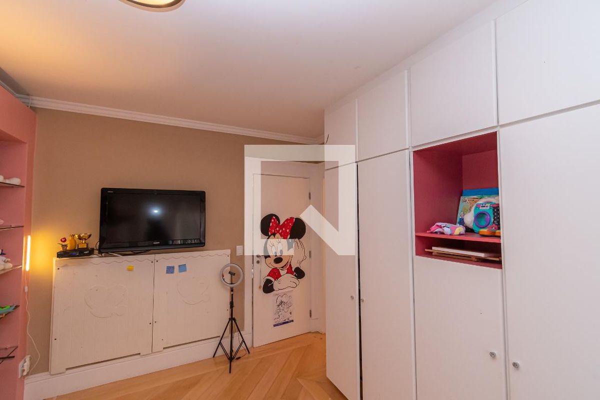 Casa à Venda - Lot. Alphaville Campinas , 4 Quartos,  439 m2 em , Campinas - sp | SoloBR