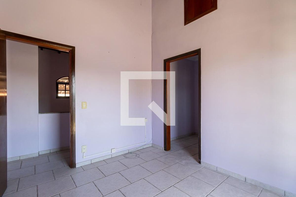 Casa à Venda - Jardim Flamboyant, 4 Quartos,  250 m2 em , Campinas - sp | SoloBR