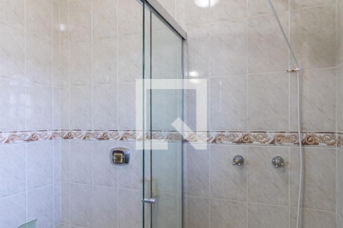 Casa à Venda - Jardim Flamboyant, 4 Quartos,  250 m2 em , Campinas - sp | SoloBR