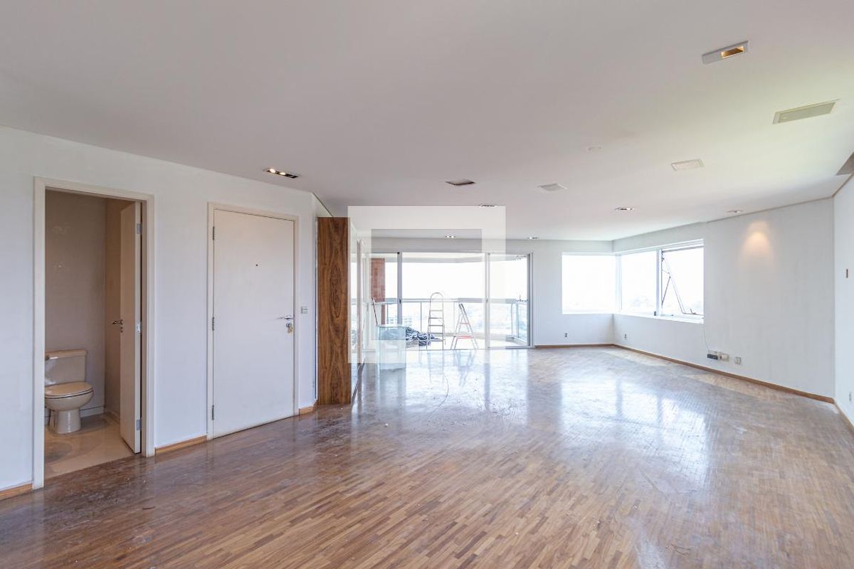 Apartamento, 3 quartos, 180 m² - Foto 2