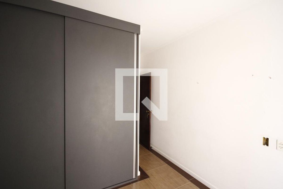 Casa, 4 quartos, 220 m² - Foto 34