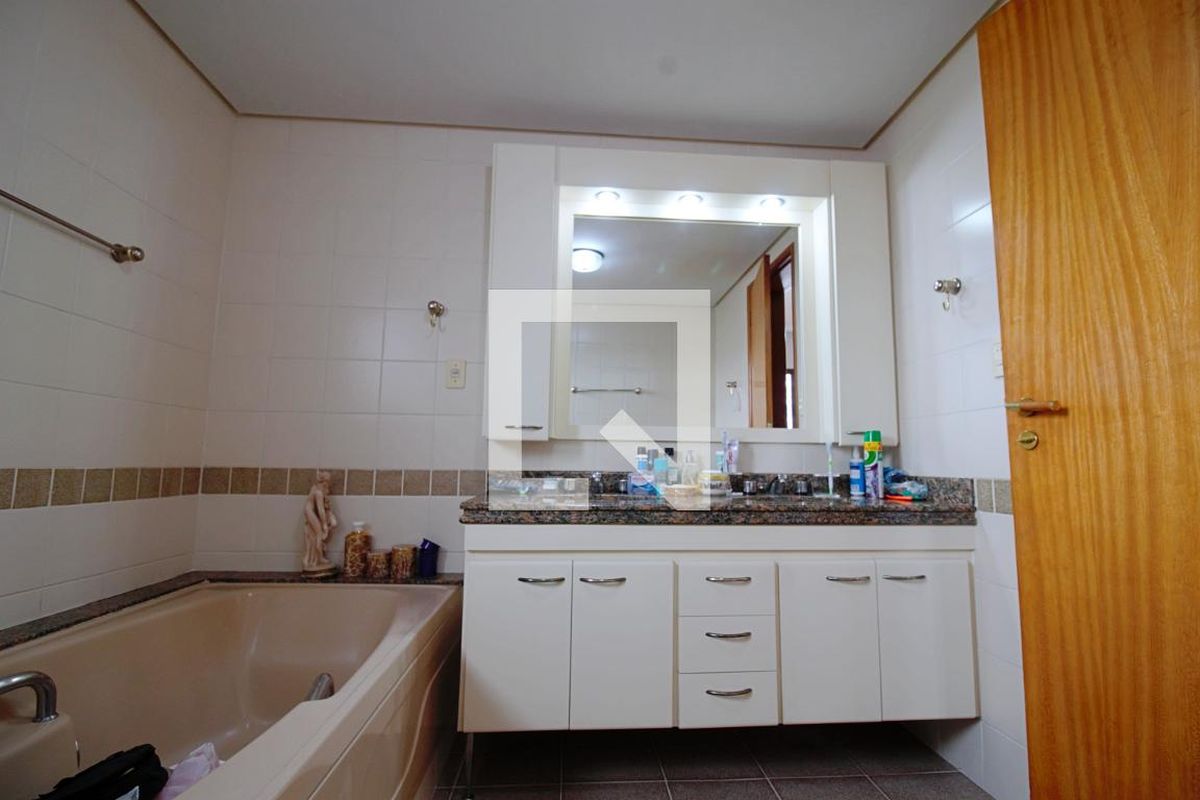Apartamento, 4 quartos, 198 m² - Foto 96