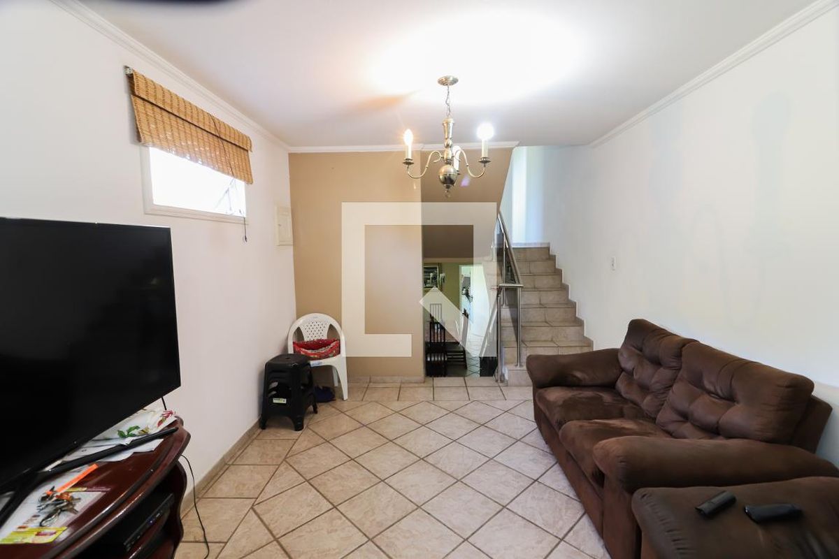Casa, 3 quartos, 300 m² - Foto 2