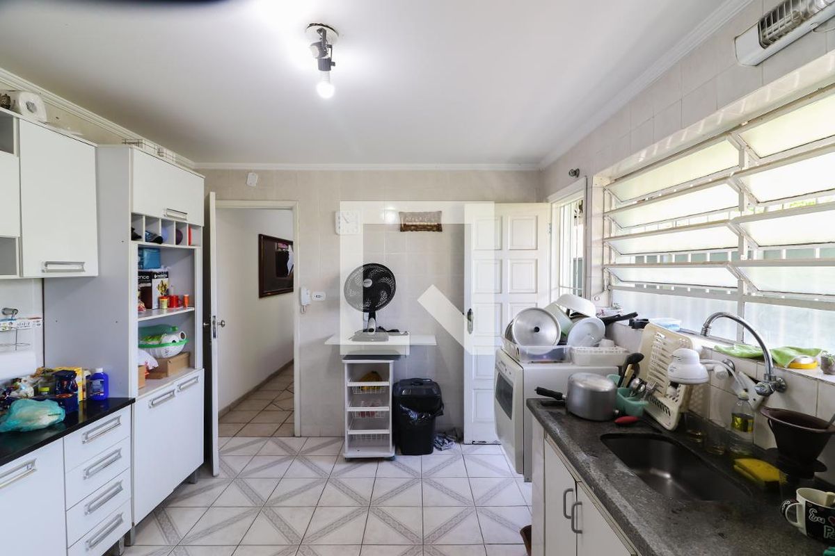 Casa, 3 quartos, 300 m² - Foto 35
