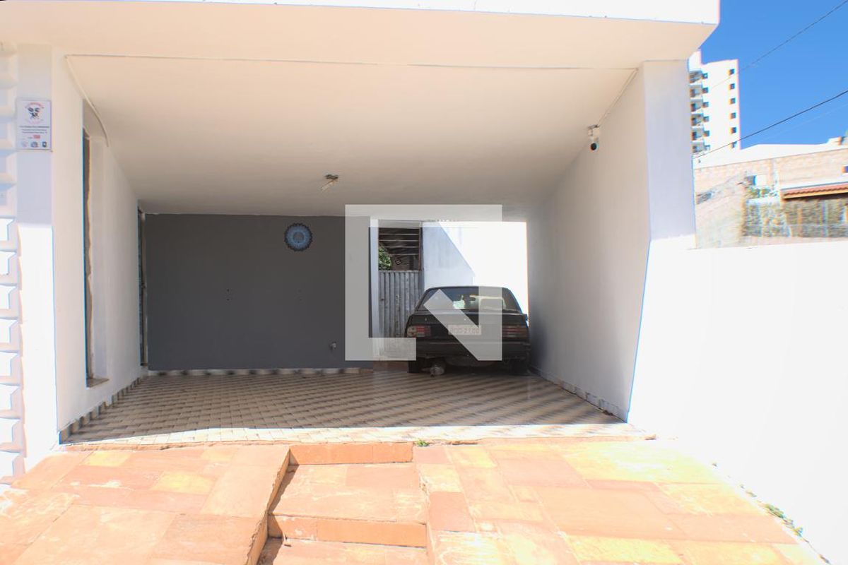 Casa à Venda - Taquaral, 3 Quartos,  334 m2 em , Campinas - sp | SoloBR