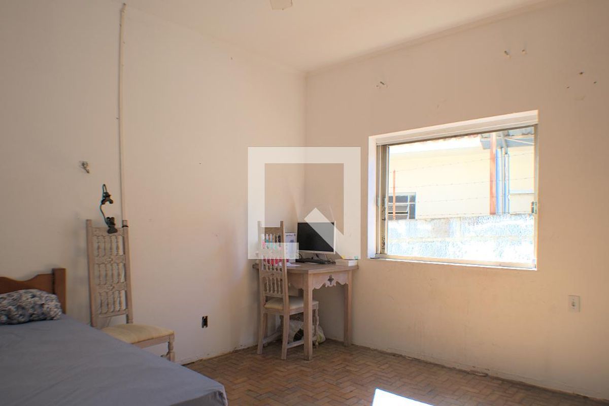 Casa à Venda - Taquaral, 3 Quartos,  334 m2 em , Campinas - sp | SoloBR