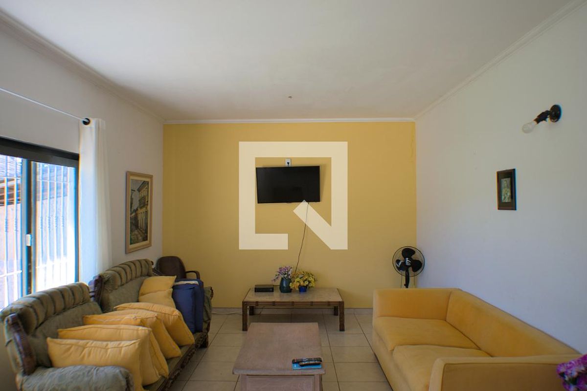 Casa à Venda - Taquaral, 3 Quartos,  334 m2 em , Campinas - sp | SoloBR