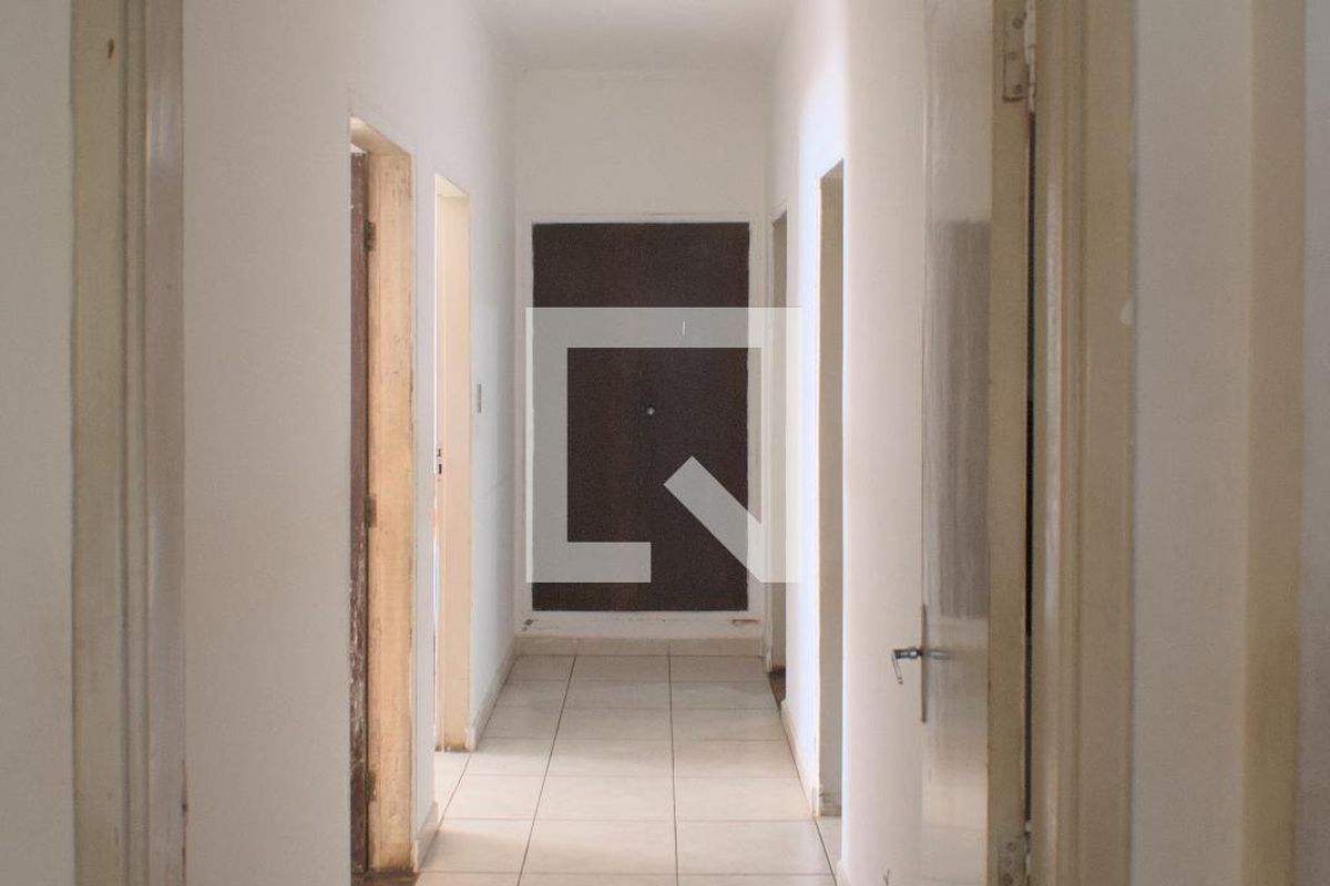 Casa à Venda - Taquaral, 3 Quartos,  334 m2 em , Campinas - sp | SoloBR