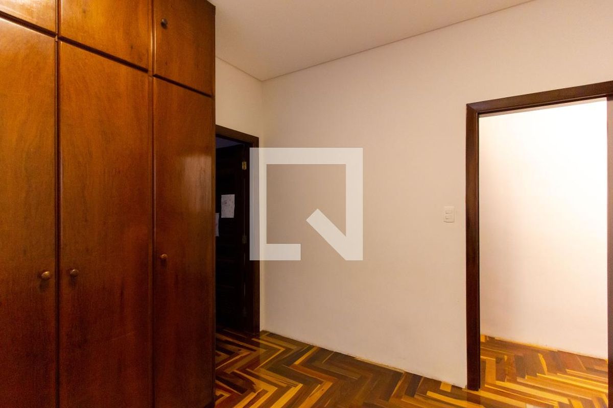 Casa, 3 quartos, 320 m² - Foto 19