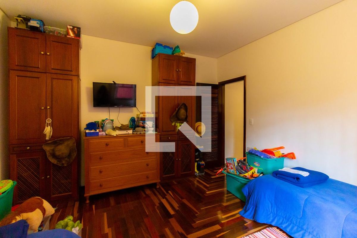 Casa, 3 quartos, 320 m² - Foto 22