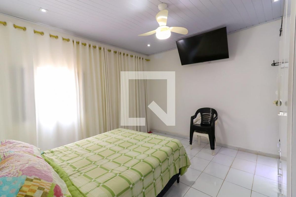 Casa, 4 quartos, 250 m² - Foto 42