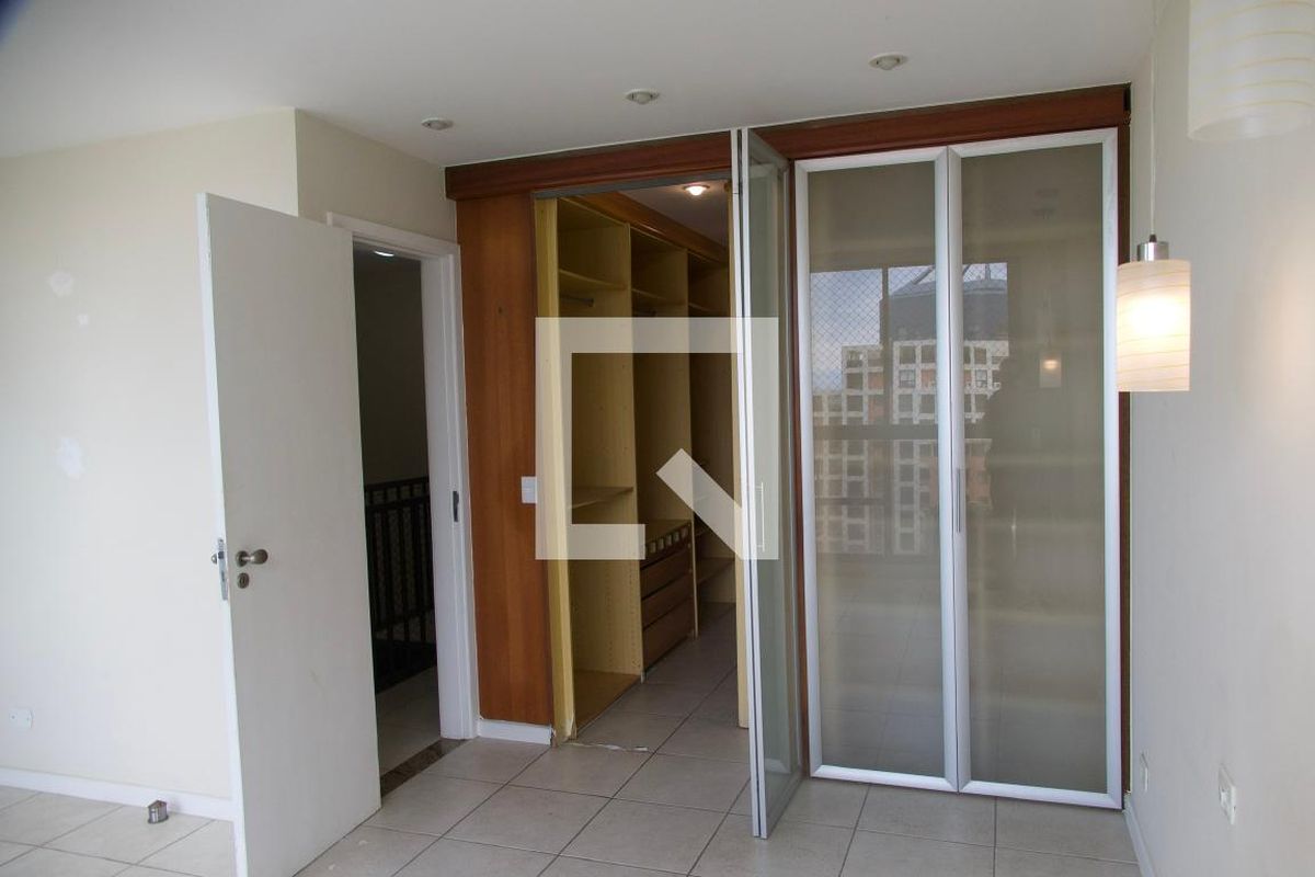 Apartamento, 3 quartos, 198 m² - Foto 150