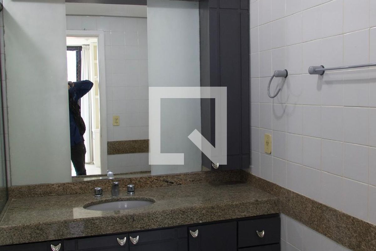 Apartamento, 3 quartos, 198 m² - Foto 134