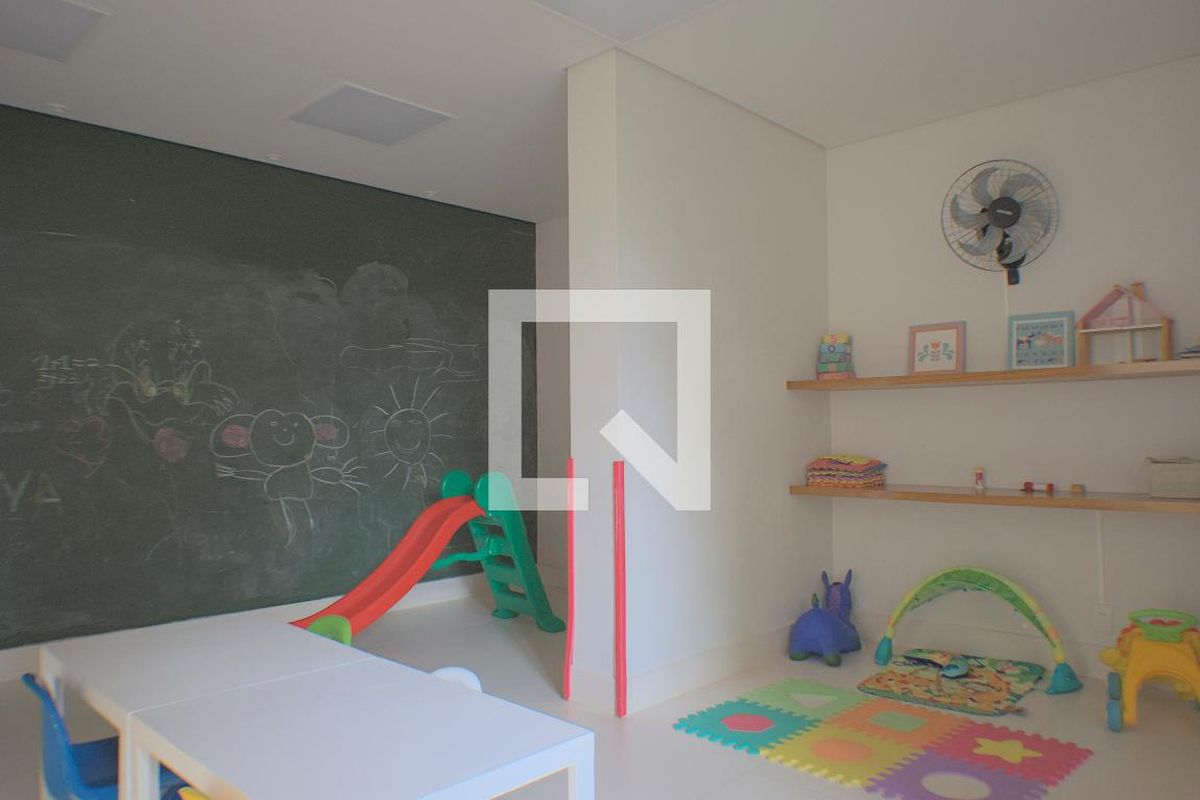 Apartamento à Venda - Cambuí, 2 Quartos,  126 m2 em , Campinas - sp | SoloBR
