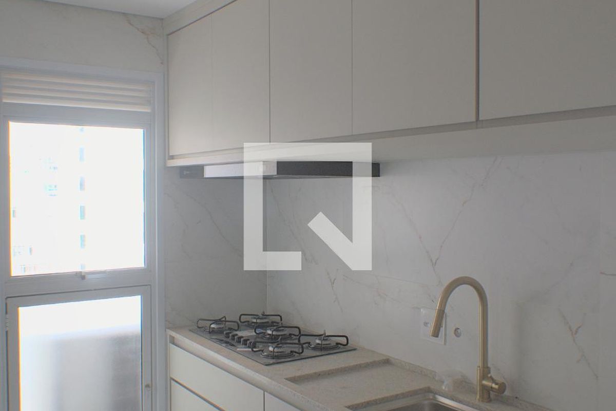 Apartamento à Venda - Cambuí, 2 Quartos,  126 m2 em , Campinas - sp | SoloBR