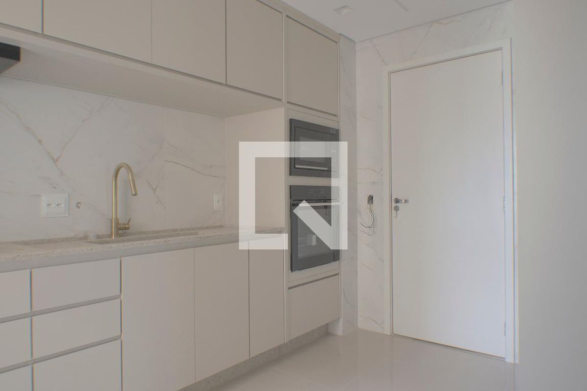 Apartamento à Venda - Cambuí, 2 Quartos,  126 m2 em , Campinas - sp | SoloBR