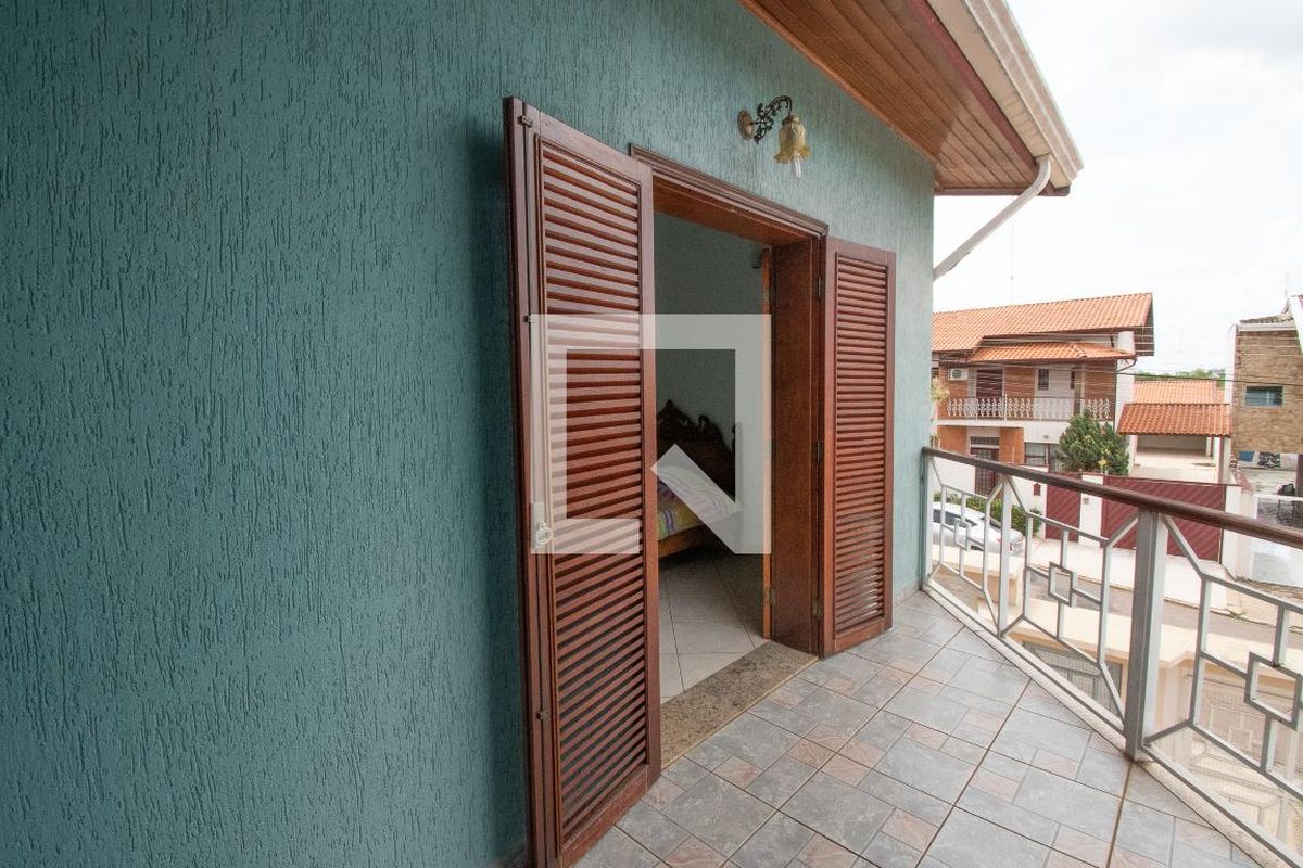 Casa à Venda - Jardim Chapadão, 4 Quartos,  308 m2 em , Campinas - sp | SoloBR