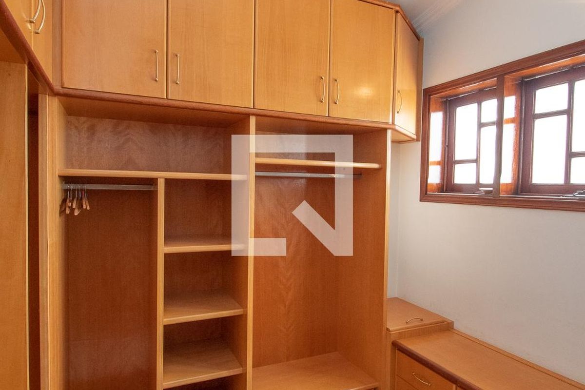 Casa à Venda - Jardim Chapadão, 4 Quartos,  308 m2 em , Campinas - sp | SoloBR