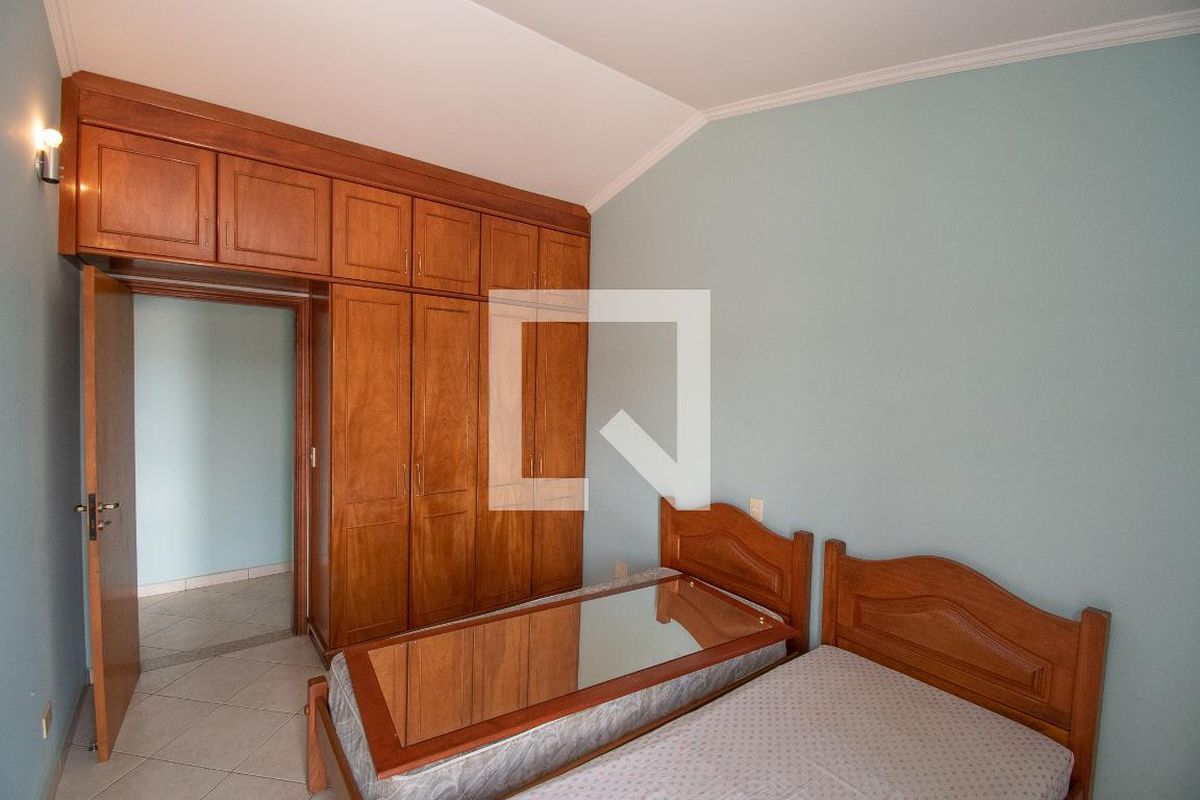 Casa à Venda - Jardim Chapadão, 4 Quartos,  308 m2 em , Campinas - sp | SoloBR