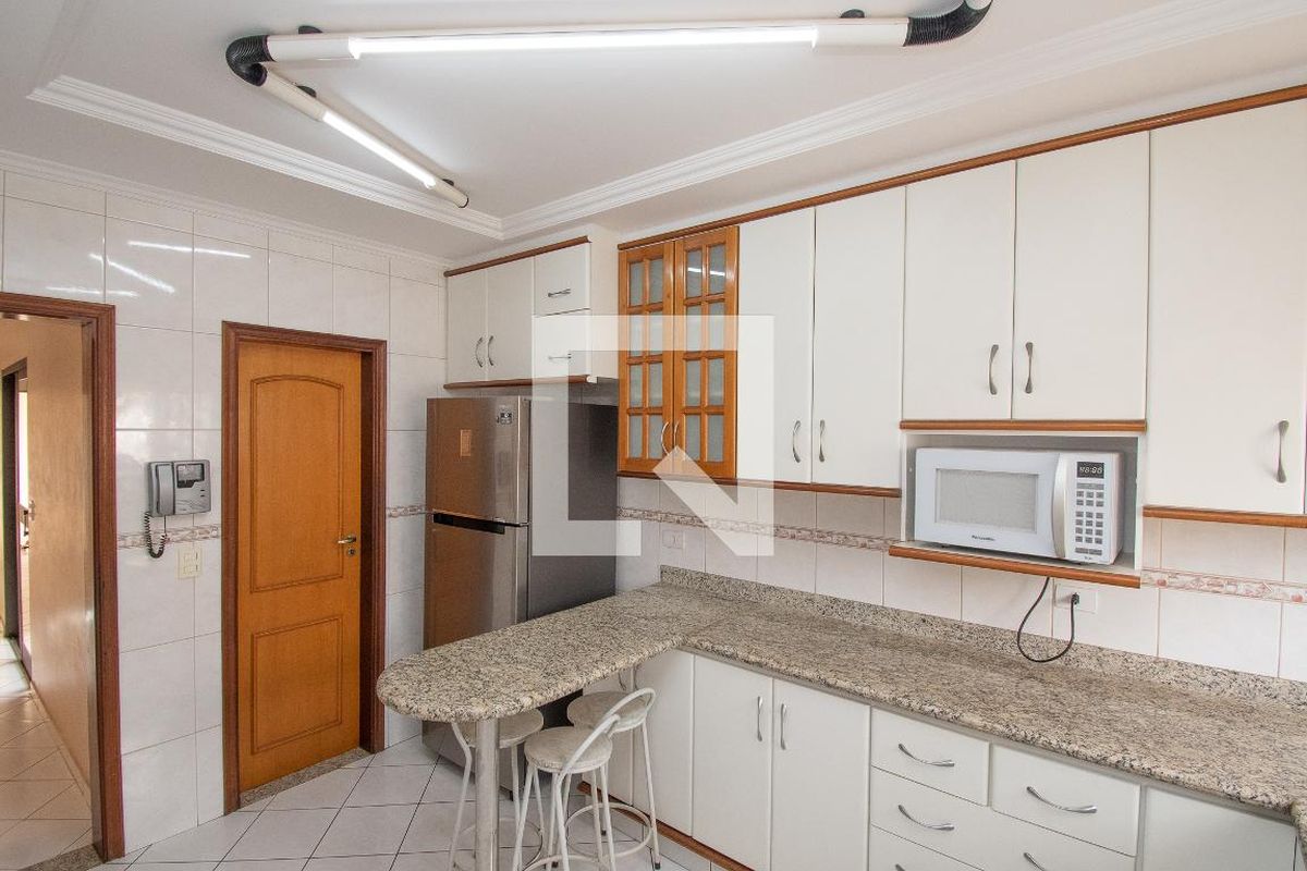 Casa à Venda - Jardim Chapadão, 4 Quartos,  308 m2 em , Campinas - sp | SoloBR
