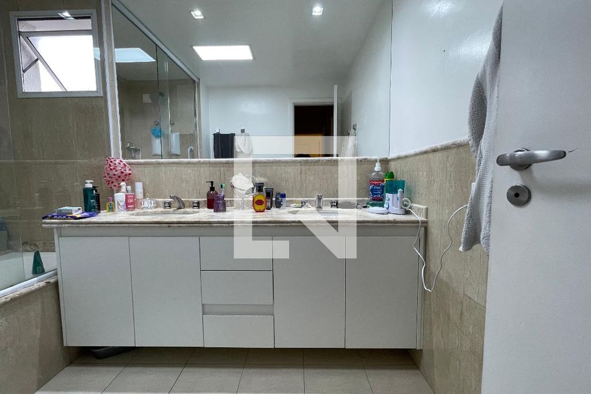 Apartamento, 4 quartos, 170 m² - Foto 114