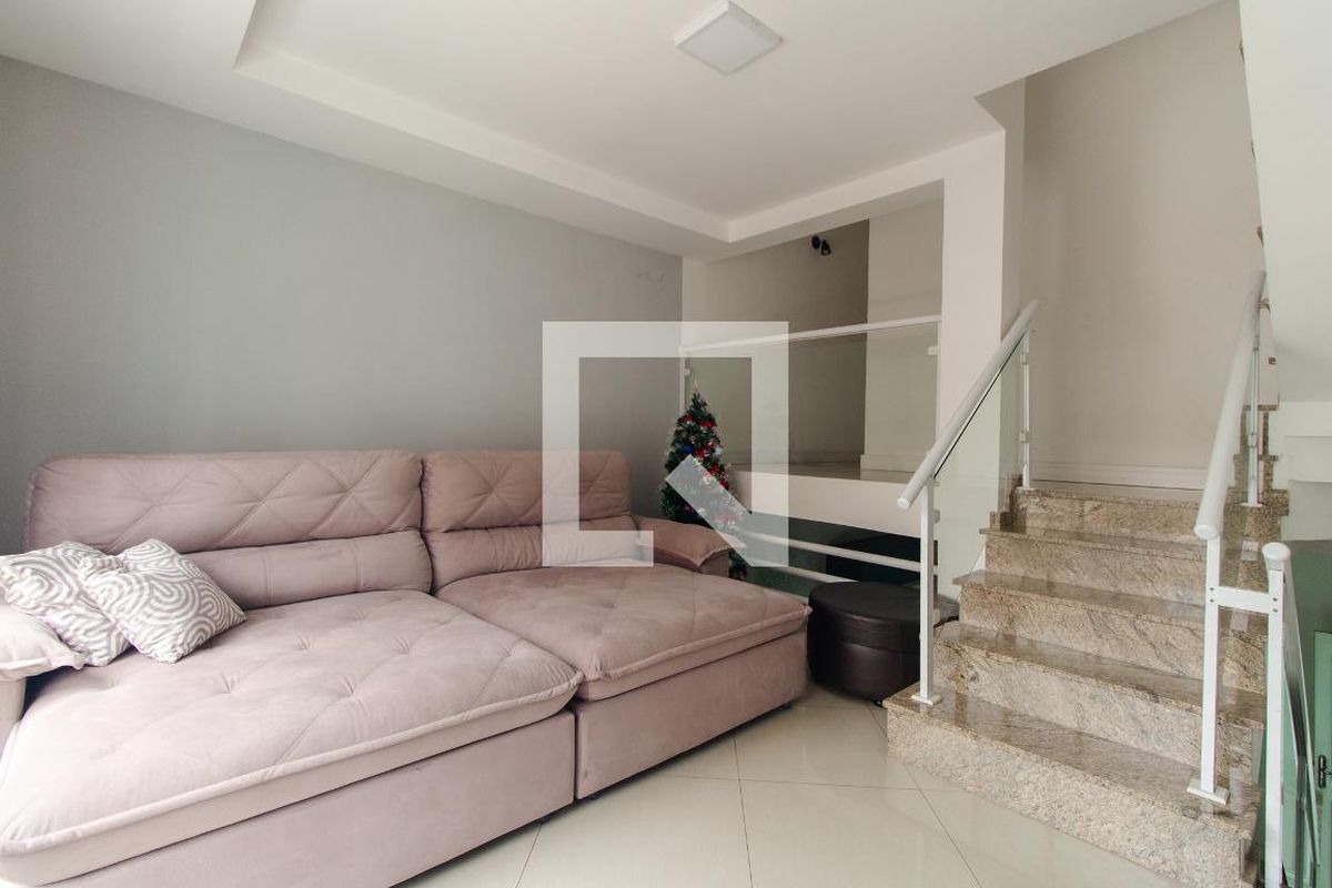 Casa, 3 quartos, 301 m² - Foto 2