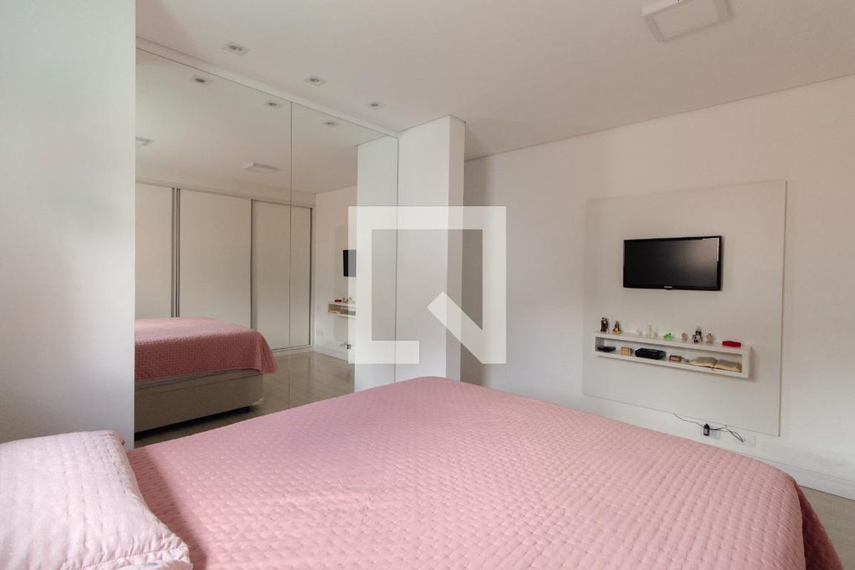 Casa, 3 quartos, 301 m² - Foto 62