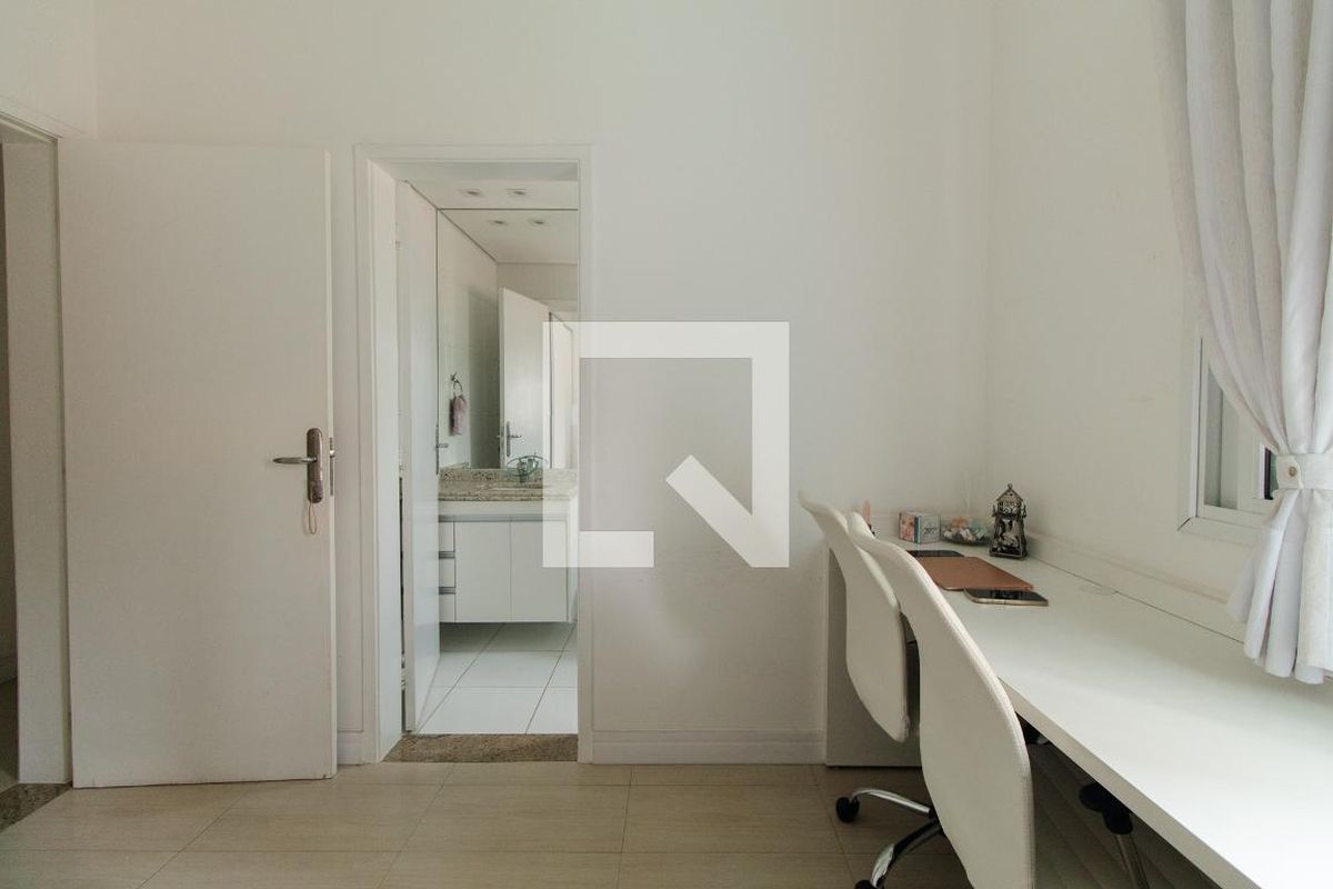 Casa, 3 quartos, 301 m² - Foto 38