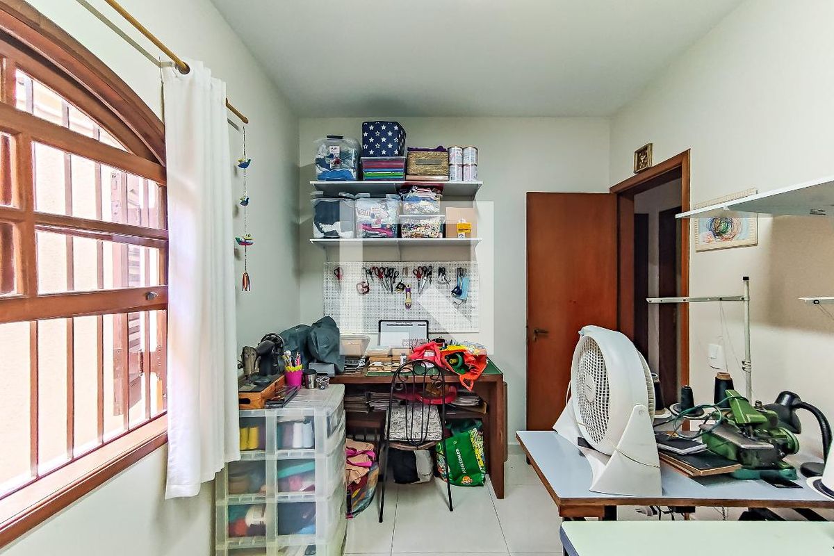 Casa, 4 quartos, 253 m² - Foto 56