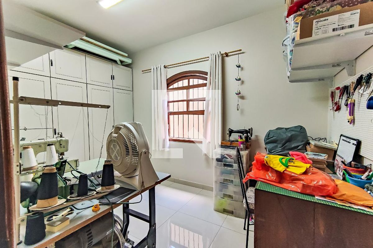 Casa, 4 quartos, 253 m² - Foto 52