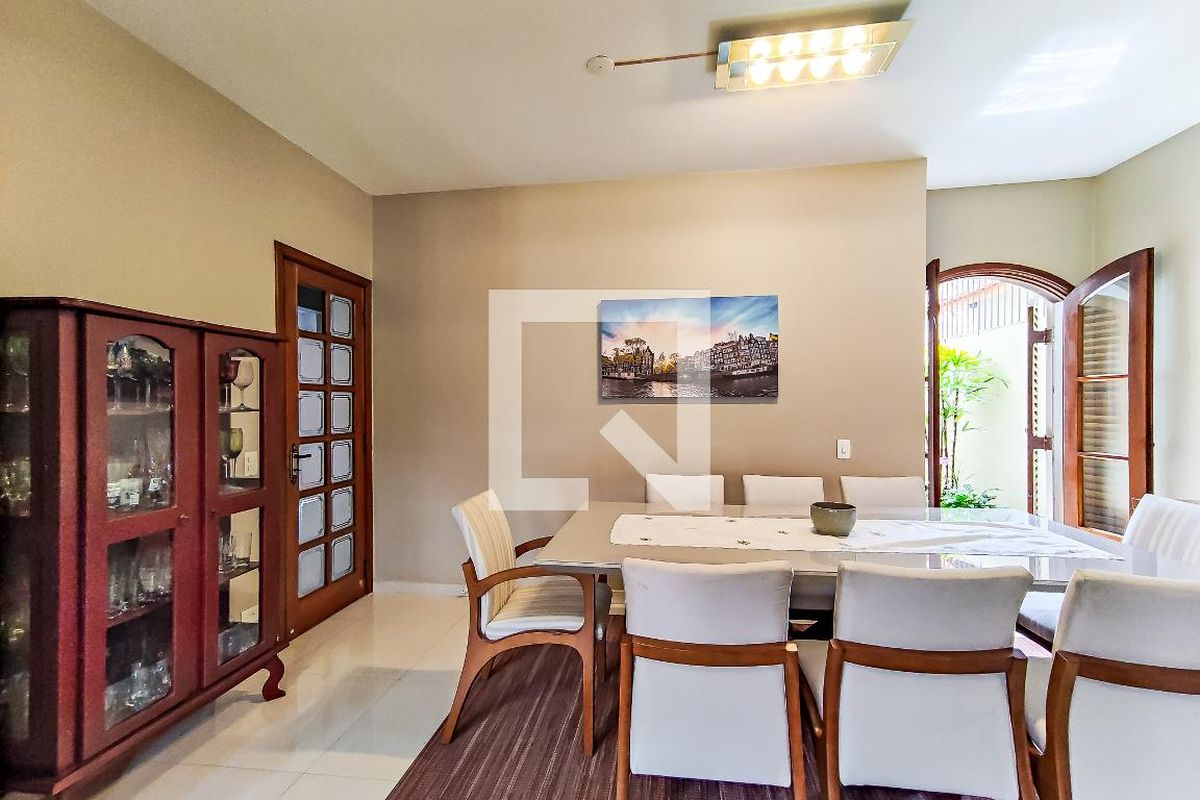 Casa, 4 quartos, 253 m² - Foto 12