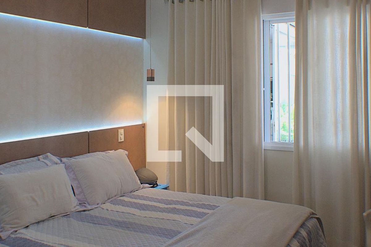 Casa à Venda - Bosque, 2 Quartos,  189 m2 em , Campinas - sp | SoloBR
