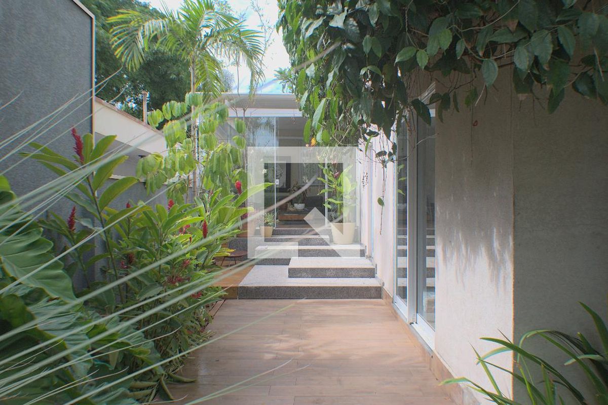 Casa à Venda - Bosque, 2 Quartos,  189 m2 em , Campinas - sp | SoloBR