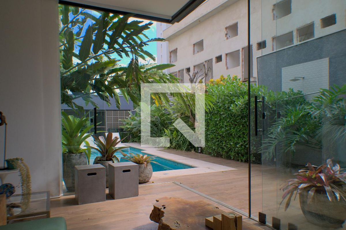 Casa à Venda - Bosque, 2 Quartos,  189 m2 em , Campinas - sp | SoloBR