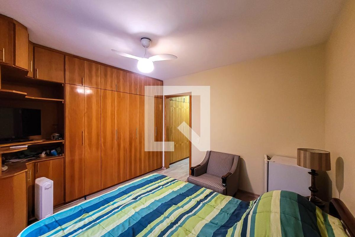 Casa, 3 quartos, 210 m² - Foto 42