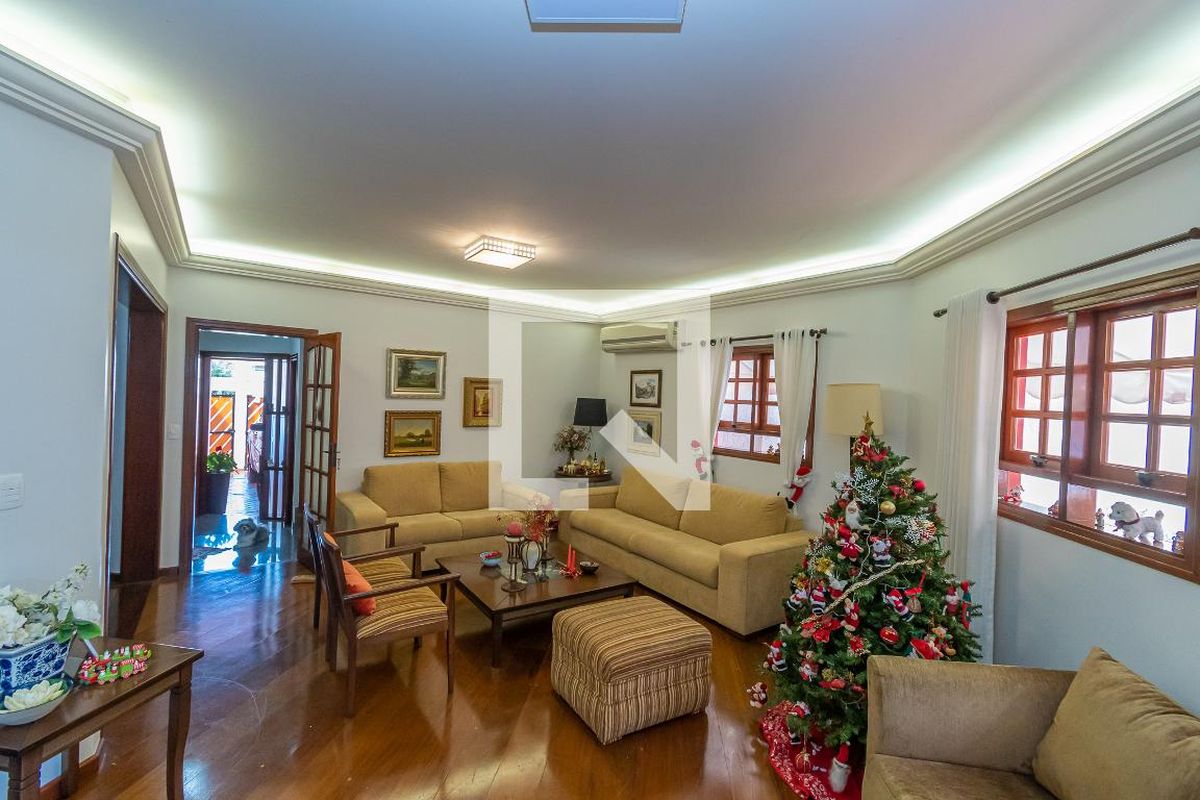 Casa à Venda - Nova Campinas, 4 Quartos,  300 m2 em , Campinas - sp | SoloBR