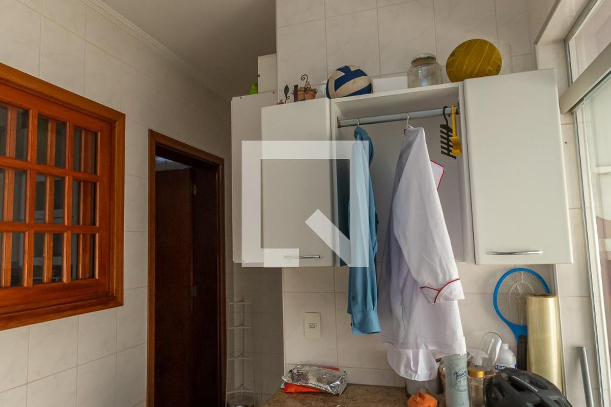Casa à Venda - Nova Campinas, 4 Quartos,  300 m2 em , Campinas - sp | SoloBR