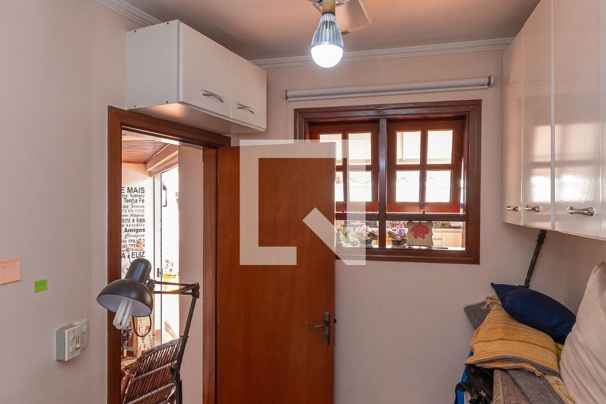 Casa à Venda - Nova Campinas, 4 Quartos,  300 m2 em , Campinas - sp | SoloBR