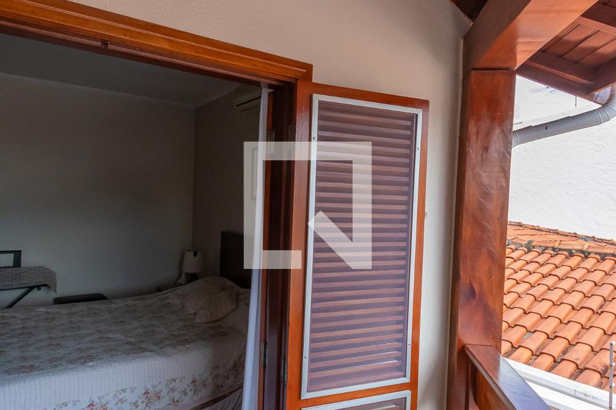 Casa à Venda - Nova Campinas, 4 Quartos,  300 m2 em , Campinas - sp | SoloBR