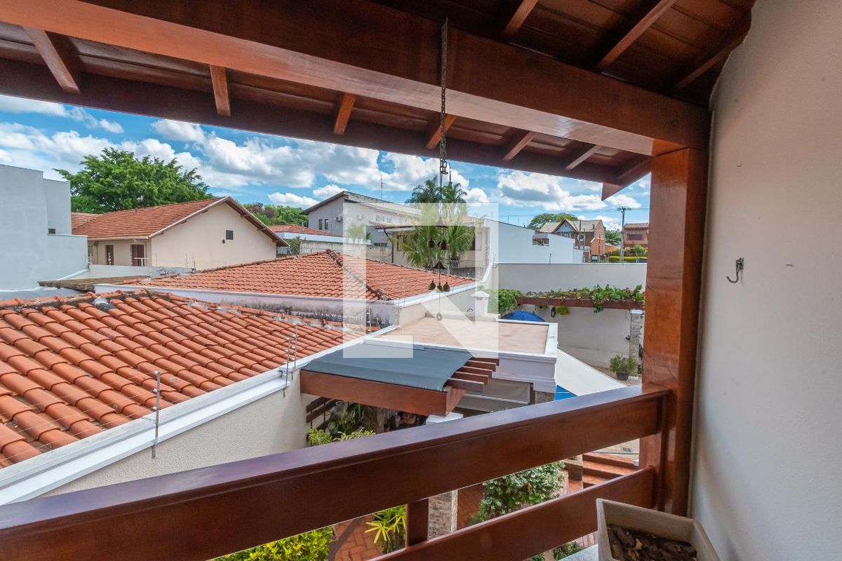 Casa à Venda - Nova Campinas, 4 Quartos,  300 m2 em , Campinas - sp | SoloBR