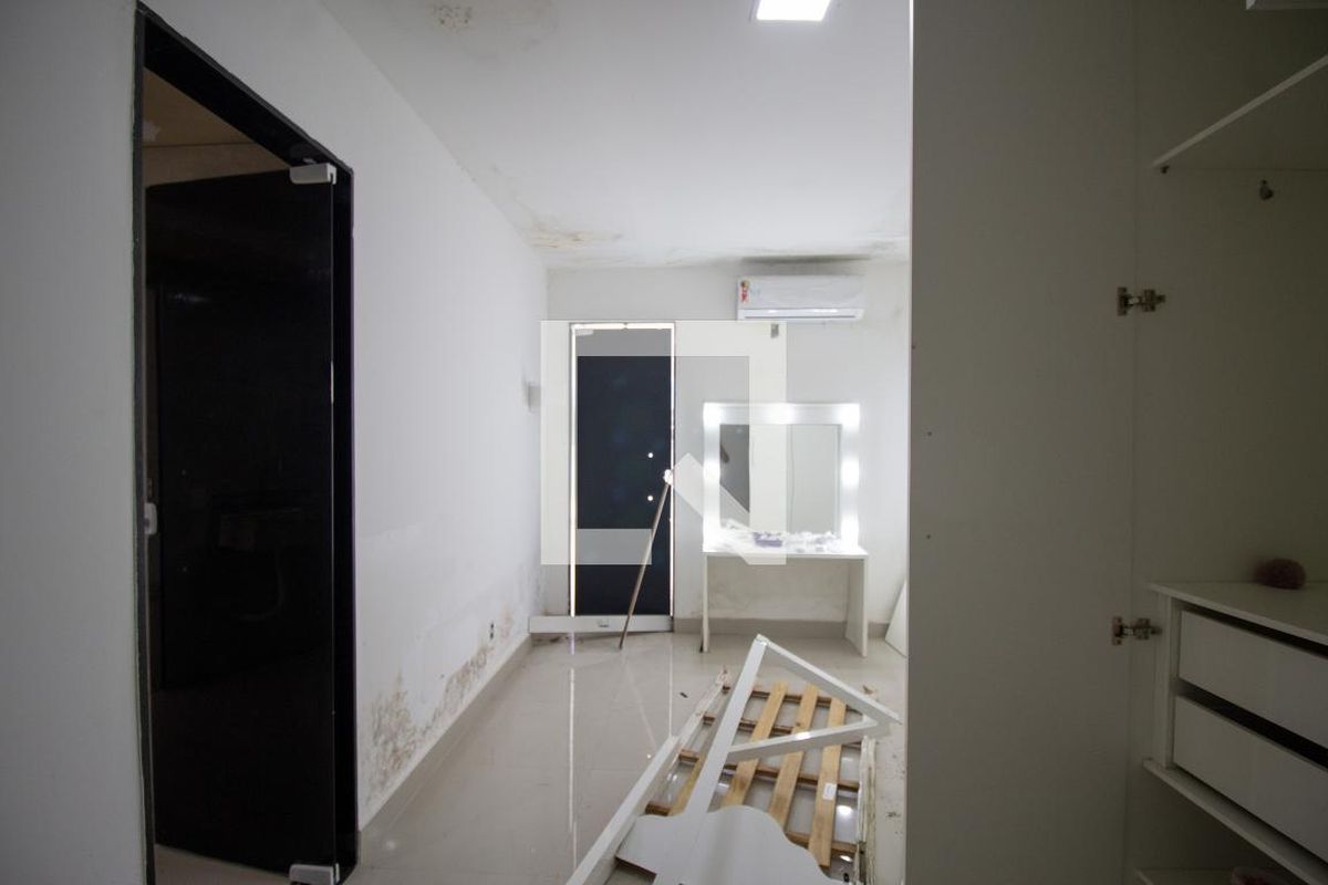 Casa, 6 quartos, 240 m² - Foto 55