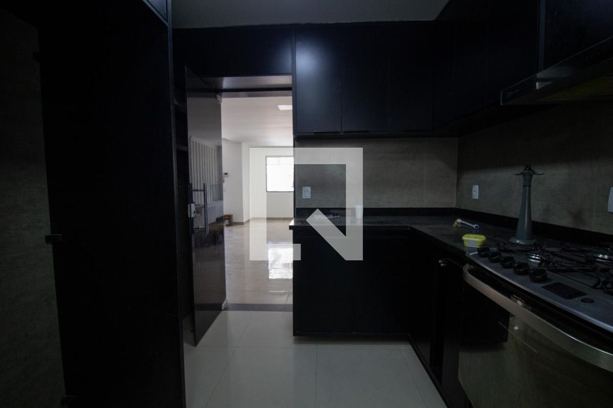 Casa, 6 quartos, 240 m² - Foto 65