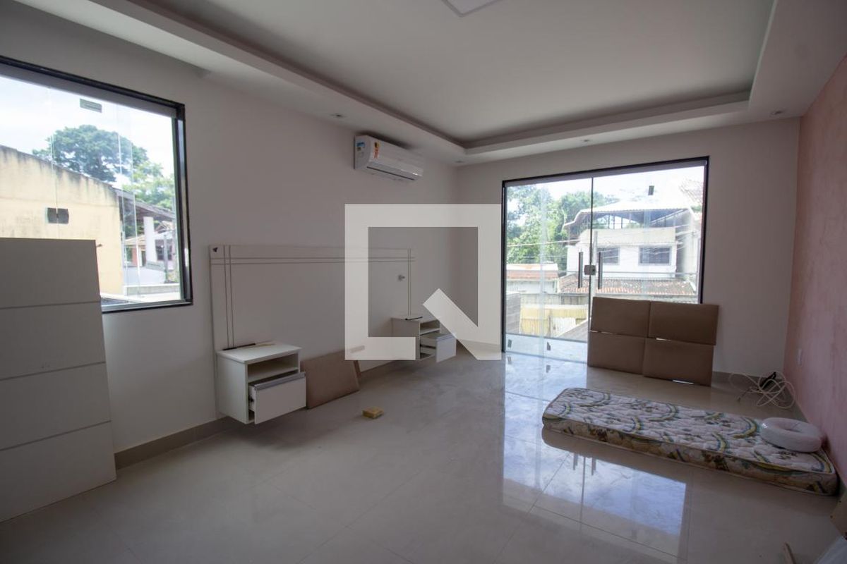 Casa, 6 quartos, 240 m² - Foto 28