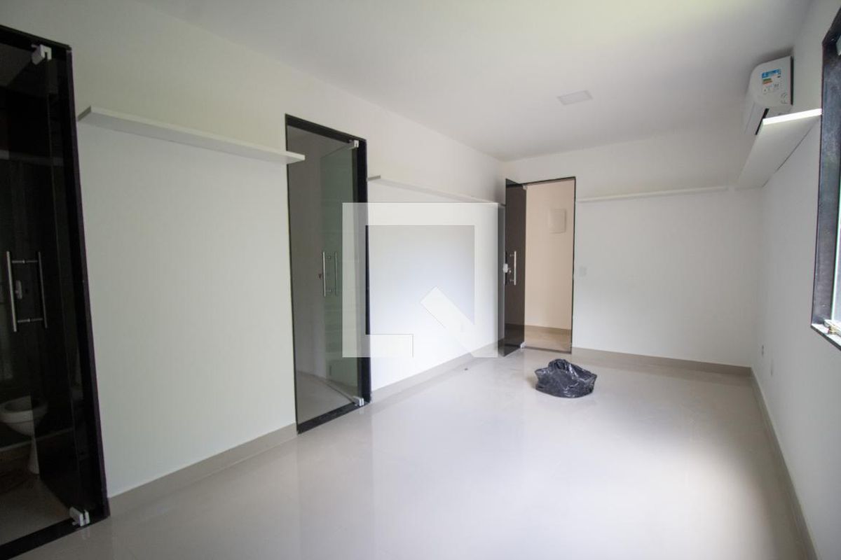 Casa, 6 quartos, 240 m² - Foto 40