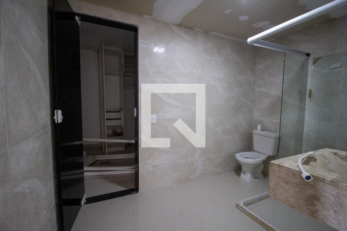 Casa, 6 quartos, 240 m² - Foto 56